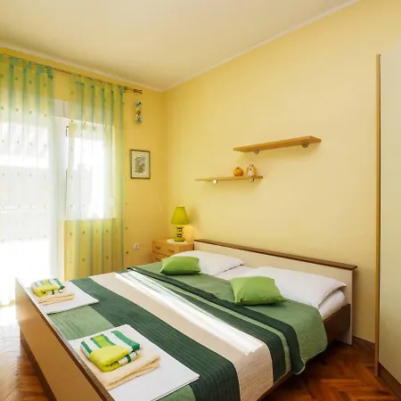 Relaxing Seaview Barac On Separated Floor Crikvenica