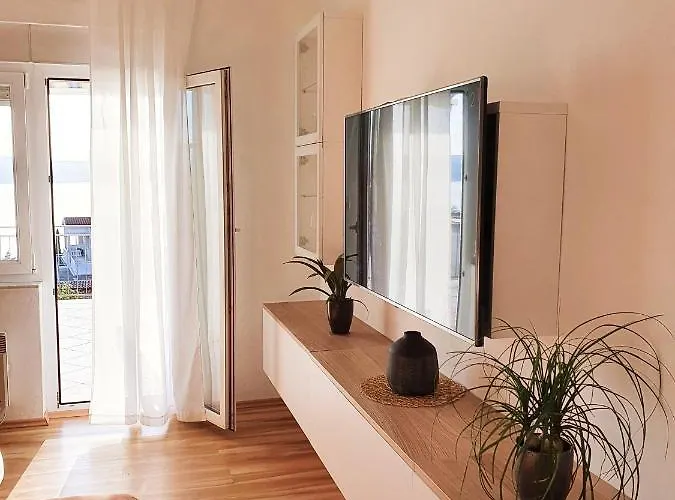 Апартаменты Relaxing Seaview Barac On Separated Floor Цриквеница